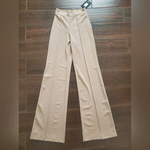 Wide leg cream color Trousers size small very stretchy new with tags Fas…